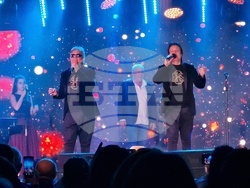 Стефан Димитров и Богдана Карадочена събраха приятели в концерта „Такъв е животът“, снимка – Даниел Димитров/БТА