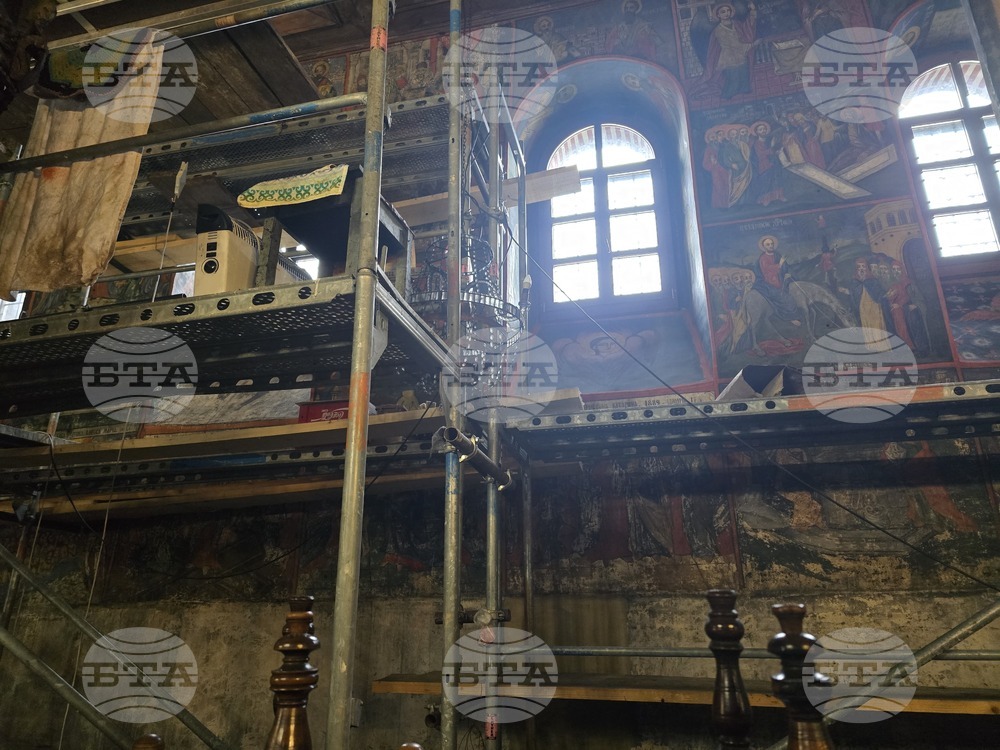 Благоевград - църква „Въведение Богородично“  - празник