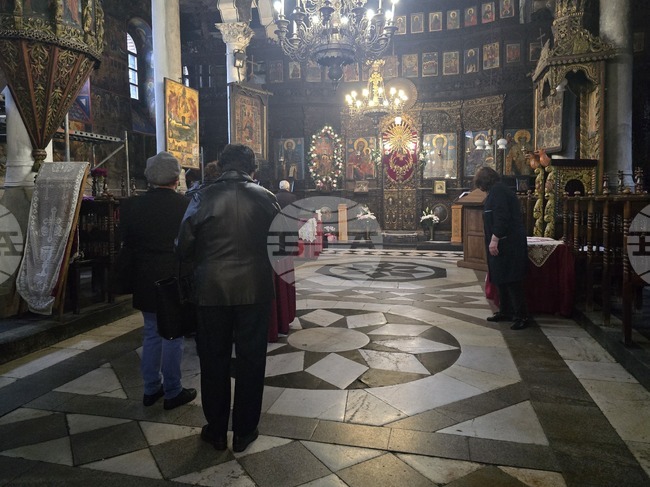 Благоевград - църква „Въведение Богородично“ - празник