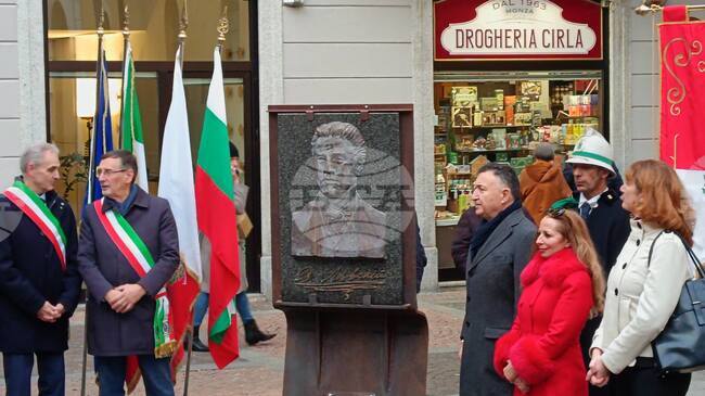 Барелеф на Апостола Васил Левски бе открит в италианския град Монца, съобщиха от Община Карлово