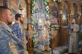 Панагюрище - Митрополит Николай - литургия