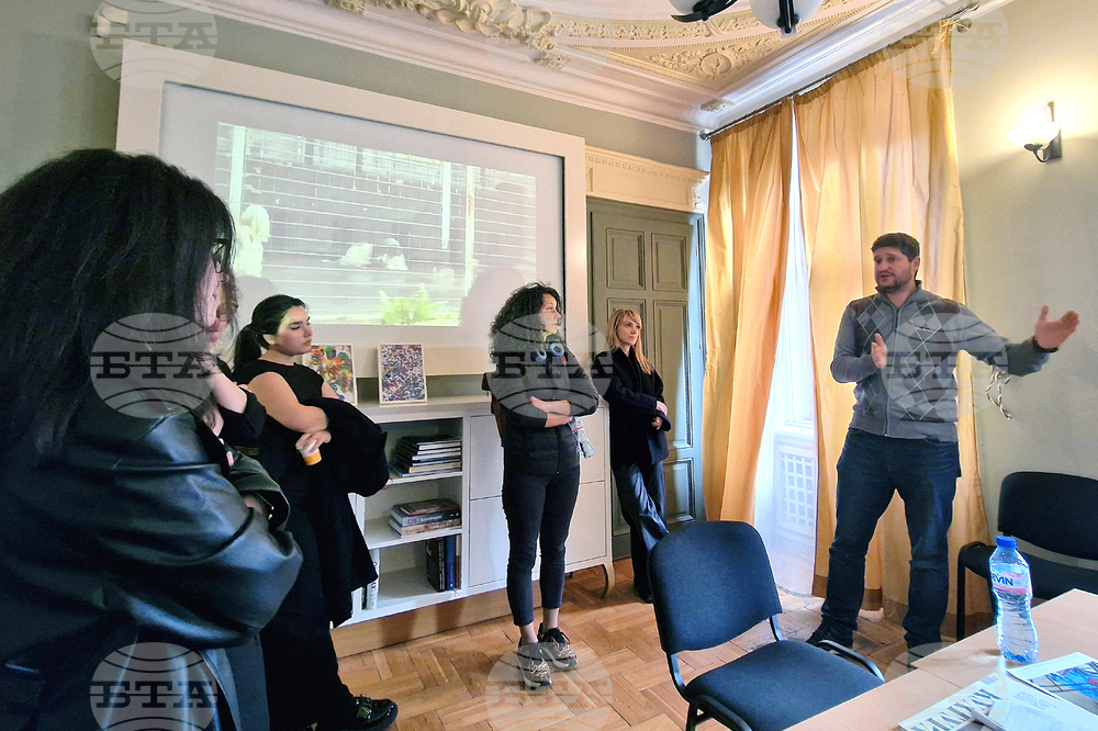 Столична община - бездомни животни - дискусия