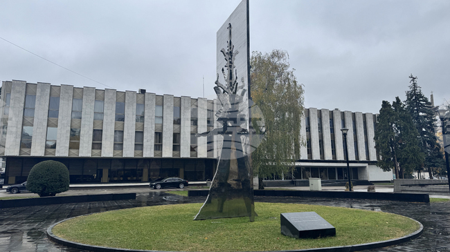 Народното събрание на босненската Република Сръбска преизбра Саво Минич за премиер и одобри състава на неговия нов кабинет