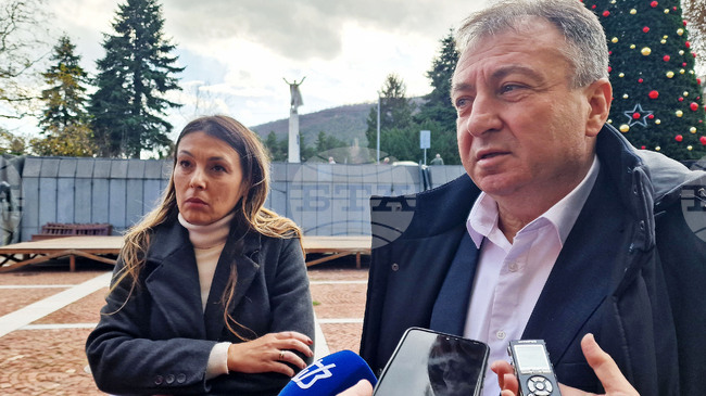 Светлините на коледната елха пред театъра в Шумен ще бъдат запалени на 30 ноември, коледният базар ще бъде в градската градина