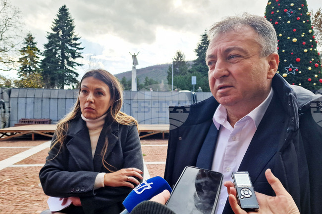 Светлините на коледната елха пред театъра в Шумен ще бъдат запалени на 30 ноември, коледният базар ще бъде в градската градина