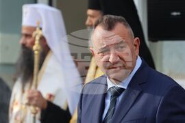 Червен кръст - болница - годишнина - Валентин Димитров