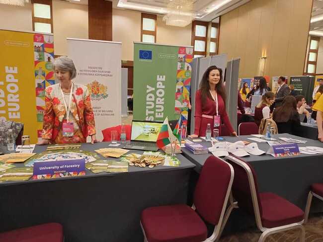 Представители на два български университета участваха в Панаира на образованието в Баку, Азербайджан