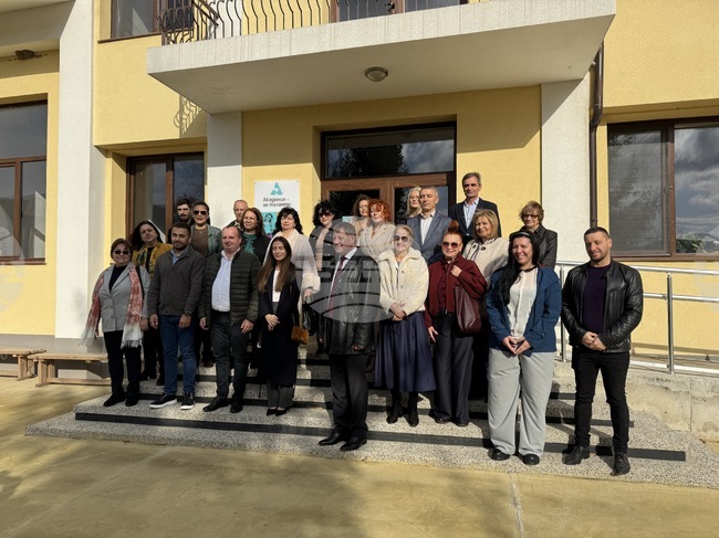 Продължава изграждането на спалния корпус в Академията за таланти в казанлъшкото село Розово