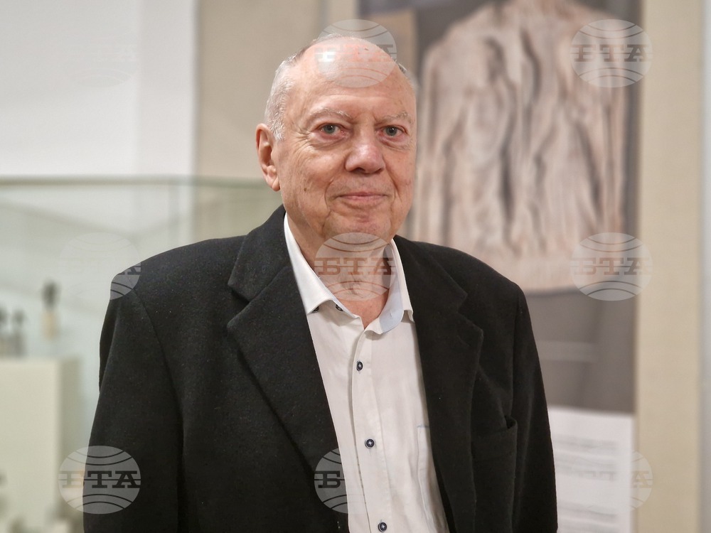 Книгата „Билет за връщане“ на Божидар Чеков бе представена в Регионалния исторически музей в Перник