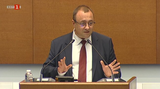 Твърдения, че ще се харчат милиарди за софийския околовръстен път, са манипулация, каза министър Иван Иванов