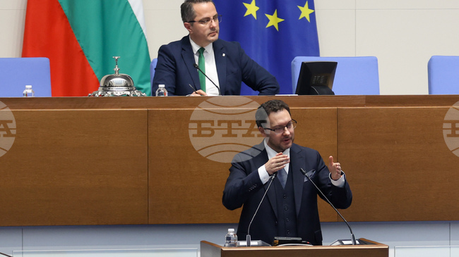 Скоро ще приключи процедурата за адаптацията на системите на МВР и АПИ за контрол на средната скорост, каза министър Даниел Митов