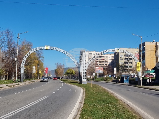 Кампания „Елхата на квартала“ обяви за първи път Община Радомир