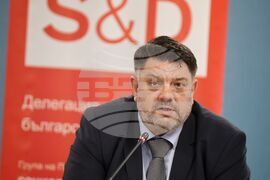 Бургас - Атанас Зафиров - форум - откриване