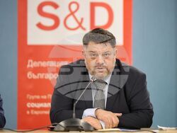 Бургас - Атанас Зафиров - форум - откриване