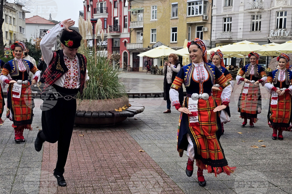 Пловдив - Дефиле на младото вино - откриване