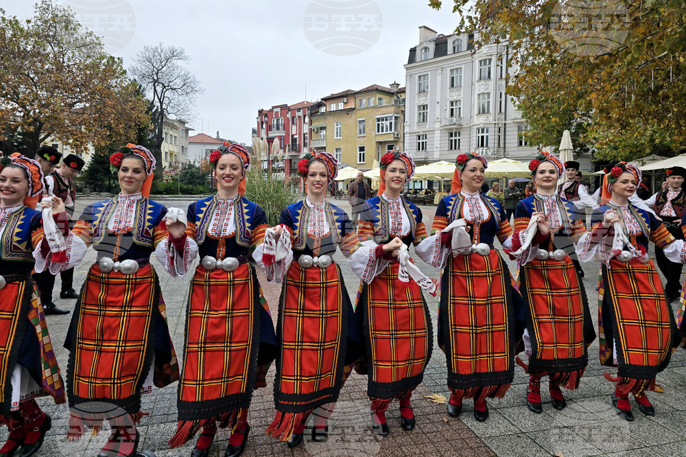 Пловдив - Дефиле на младото вино - откриване