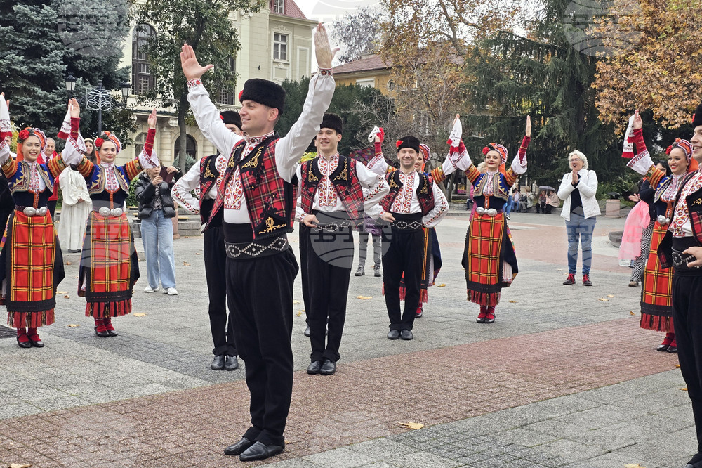 Пловдив - Дефиле на младото вино - откриване