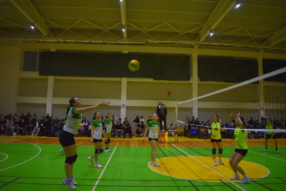 Община Разград: 15 отбора участваха в 17-тото издание на Ученическа волейболна лига