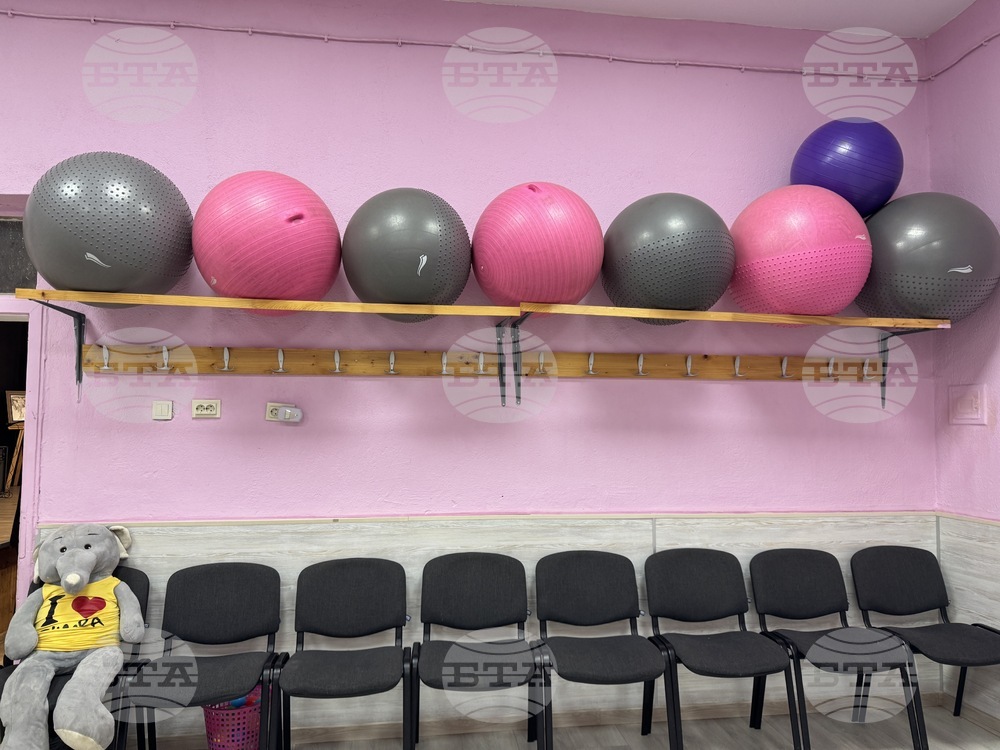 Казанлък - „НЧ Възродена Искра - 2000“ - обновена сграда