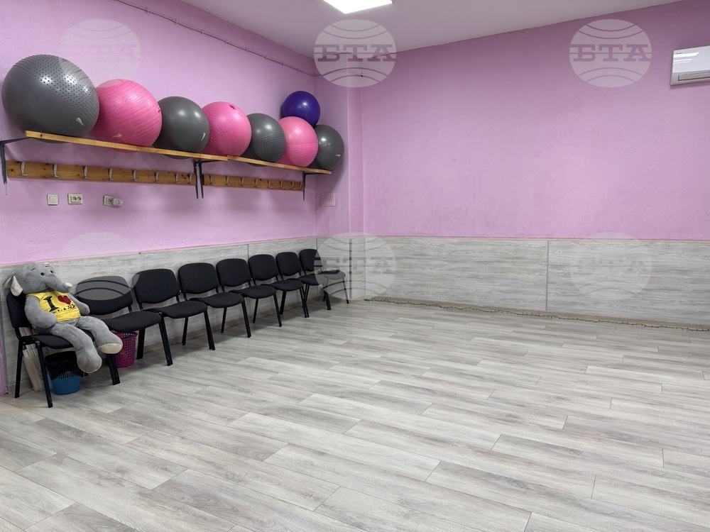 Казанлък - „НЧ Възродена Искра - 2000“ - обновена сграда