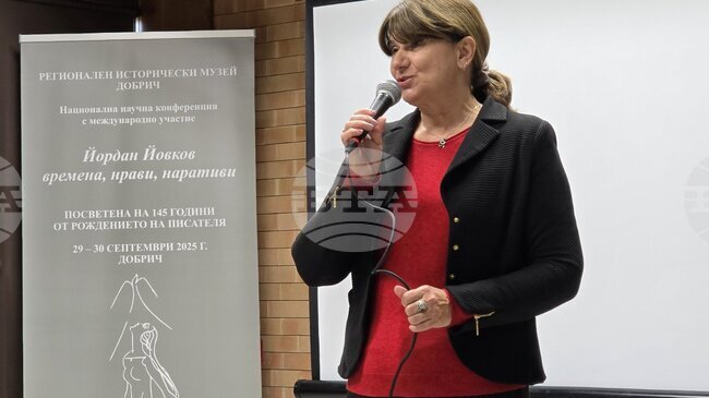 Стихотворенията на Йордан Йовков събра в книга д-р Кремена Митева, главен уредник на дома паметник на писателя в Добрич