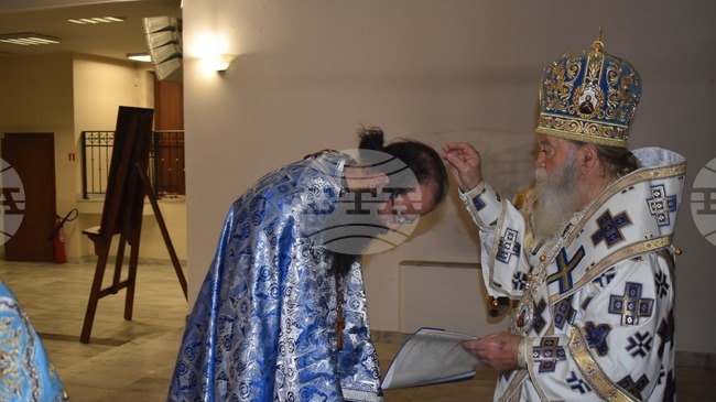 Със света литургия бе отбелязан храмовият празник на параклиса "Въведение Богородично“ в катедралния храм в Ловеч