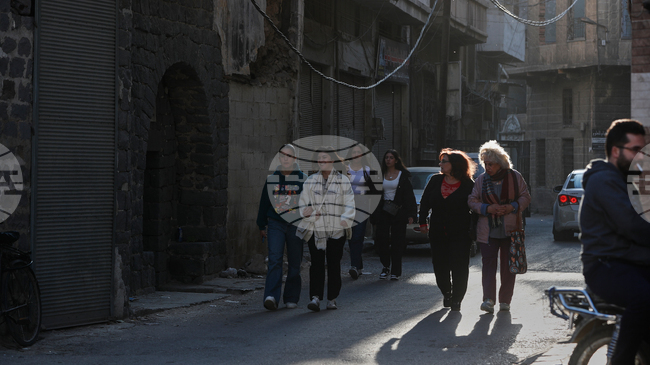 Най-малко петима загинали при експлозия в алауитска джамия в сирийския град Хомс