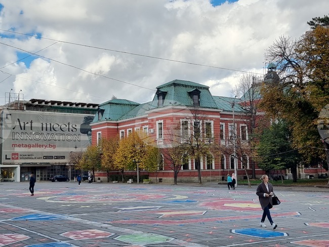 Общински съвет Кюстендил запази минималните и максималните цени за таксиметров превоз на пътници за 2026 г.