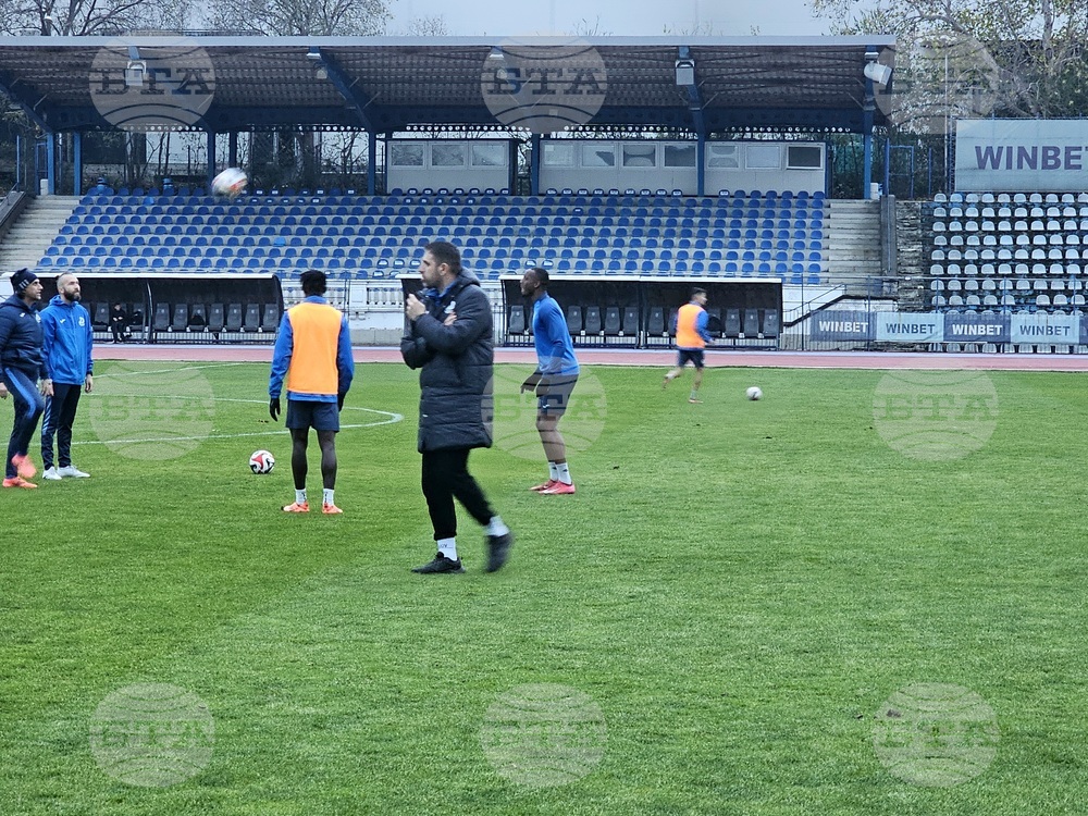 Миньор (Перник) е в подем, очакваме сериозен мач и повече фенове на стадиона, каза за БТА старши треньорът на Дунав Георги Чиликов 
