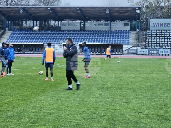 Миньор (Перник) е в подем, очакваме сериозен мач и повече фенове на стадиона, каза за БТА старши треньорът на Дунав Георги Чиликов 