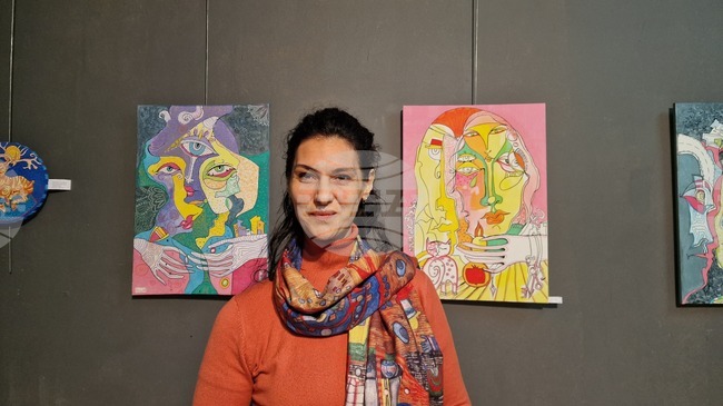 Творецът не трябва да се ограничава в един начин на изразяване, нито в една тема или стил, каза художничката Мария Баракова в Пазарджик