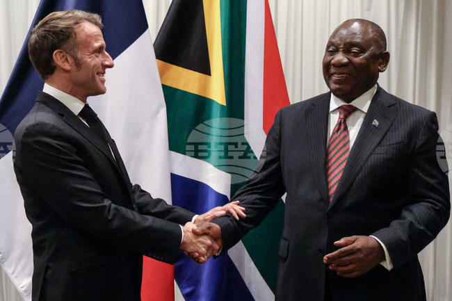 Макрон започна визитата си в Република Южна Африка, втори етап от обиколката му в четири африкански държави