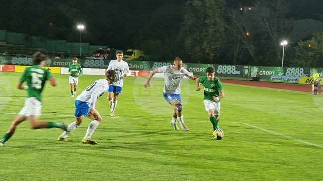  Берое Стара Загора и Спартак Варна завършиха наравно в първия мач от 16-ия кръг на Първа лига