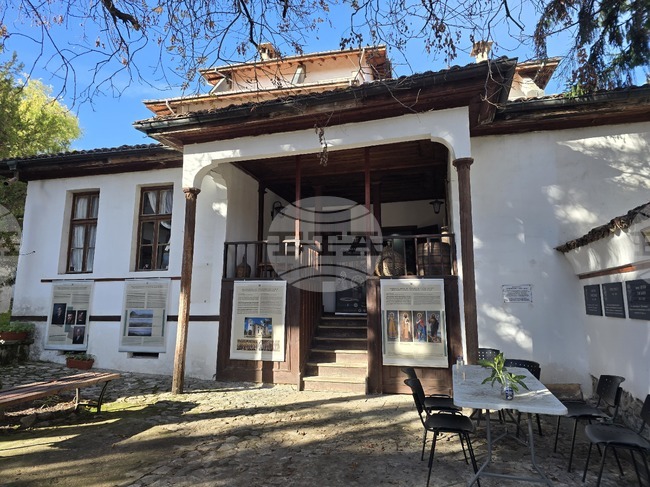 В рамките на седмица уредниците на Историческия музей в Стрелча изнасяха уроци, посветени на Деня на християнското семейство