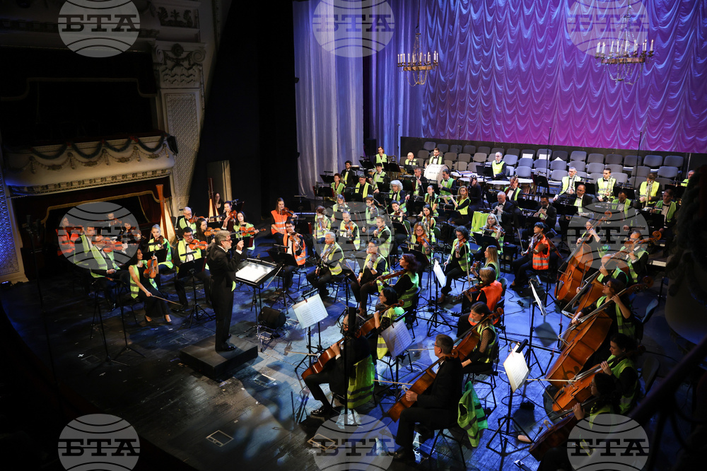 Детски радиохор със Симфоничния оркестър на БНР - тържествен концерт