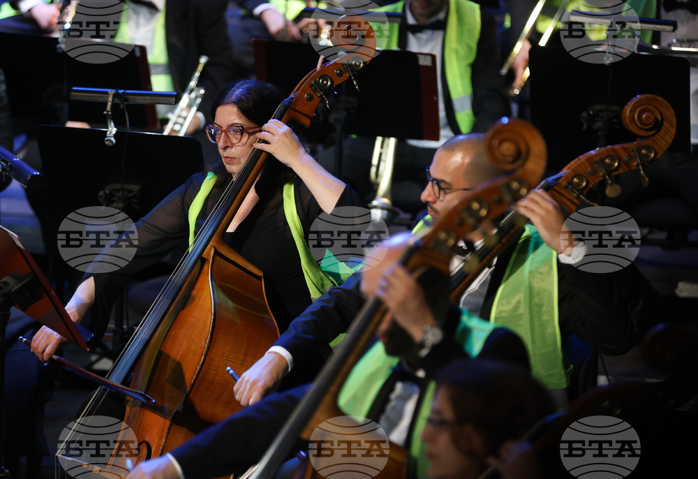 Детски радиохор със Симфоничния оркестър на БНР - тържествен концерт