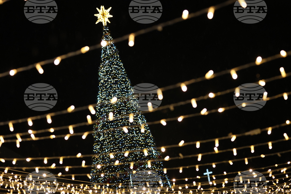 Благоевград - коледни светлини - запалване