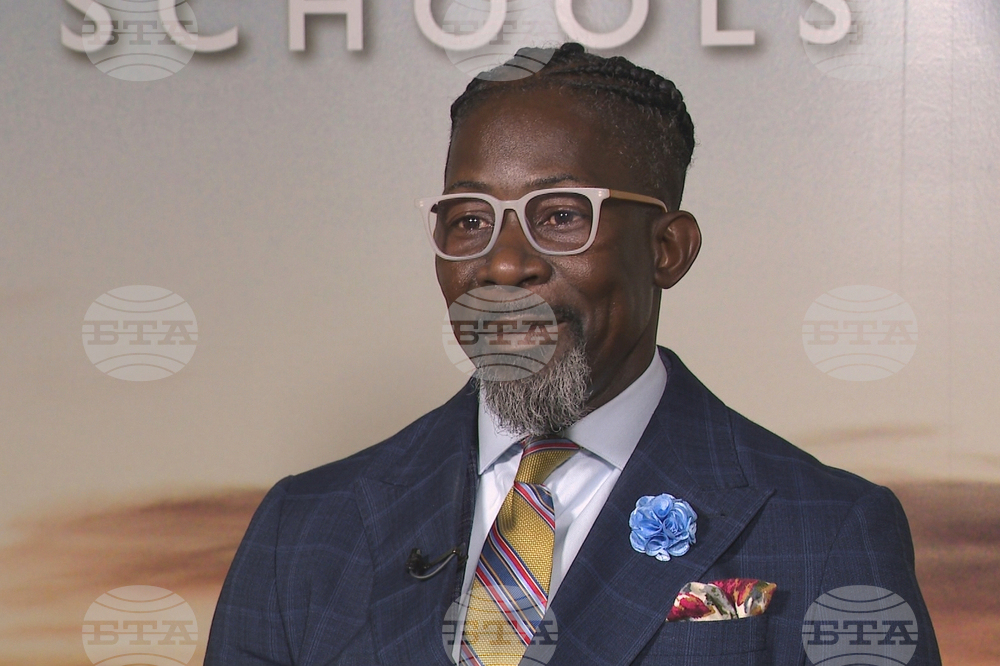 Immigration Des Moines Schools Superintendent