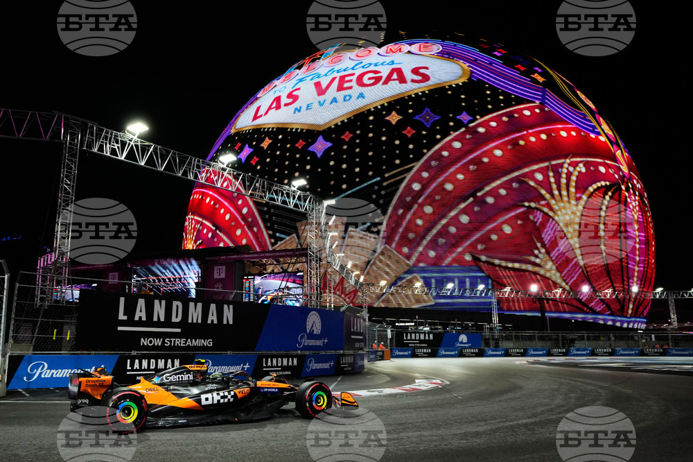APTOPIX Las Vegas F1 GP Auto Racing