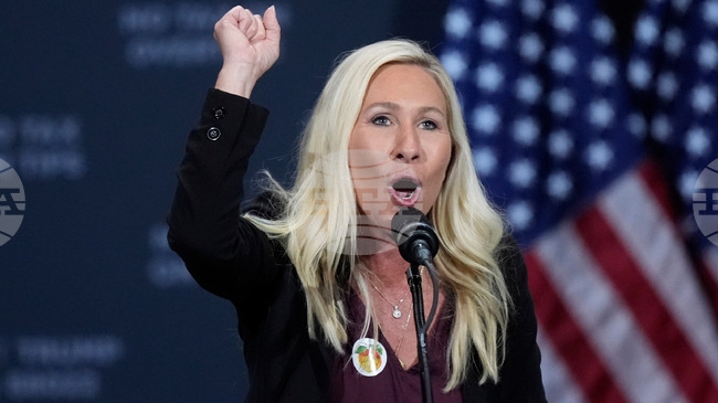 Конгресменката Марджъри Тейлър Грийн, която влезе в конфликт с Тръмп, напуска Камарата на представителите