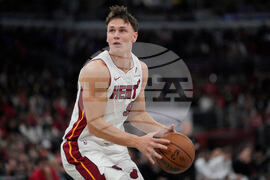 Heat Bulls Basketball