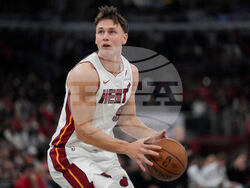 Heat Bulls Basketball