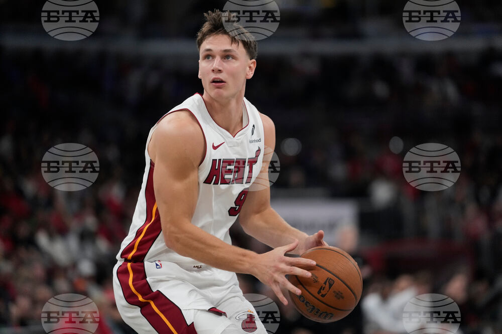 Heat Bulls Basketball