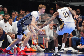 Pelicans Mavericks Basketball