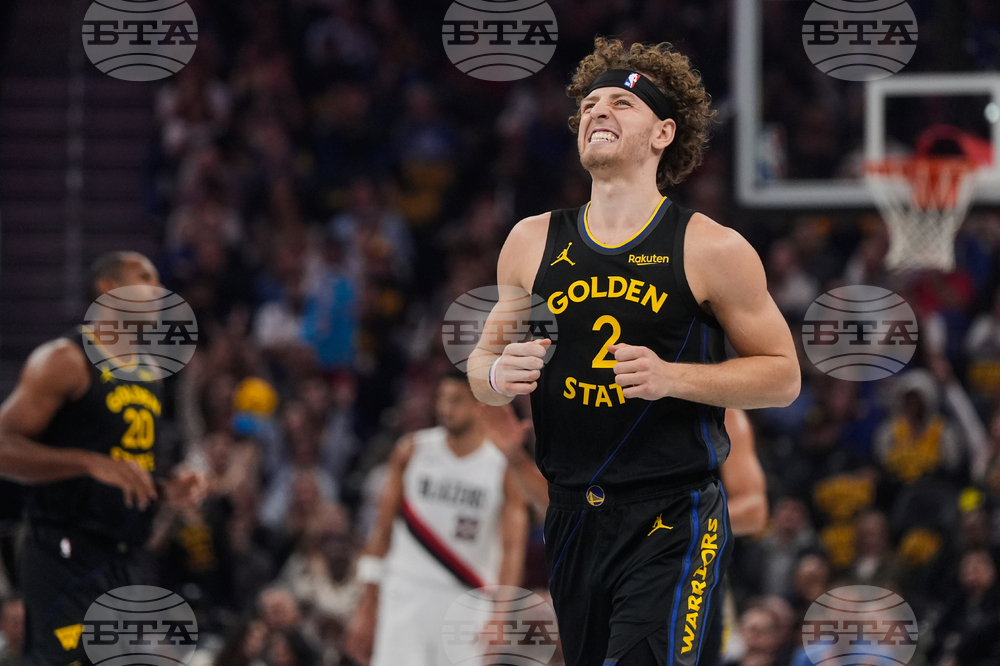 Trail Blazers Warriors Basketball