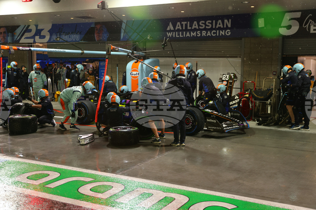 F1 Grand Prix Auto Racing