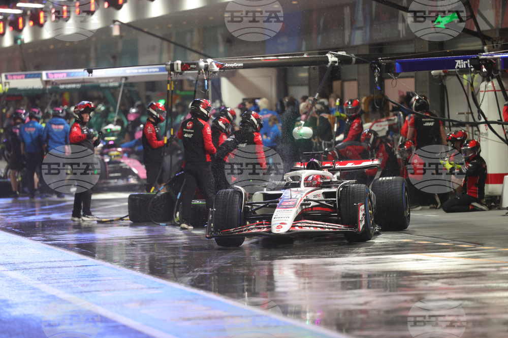 F1 Grand Prix Auto Racing