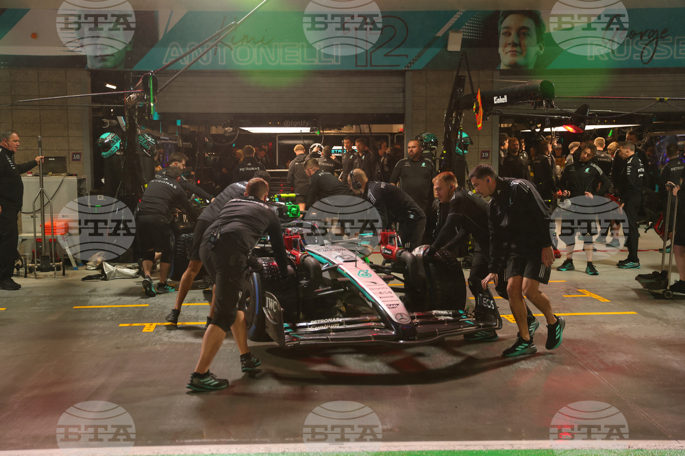 F1 Grand Prix Auto Racing