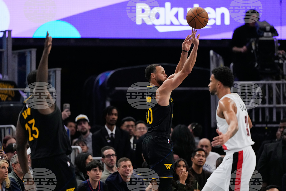 Trail Blazers Warriors Basketball