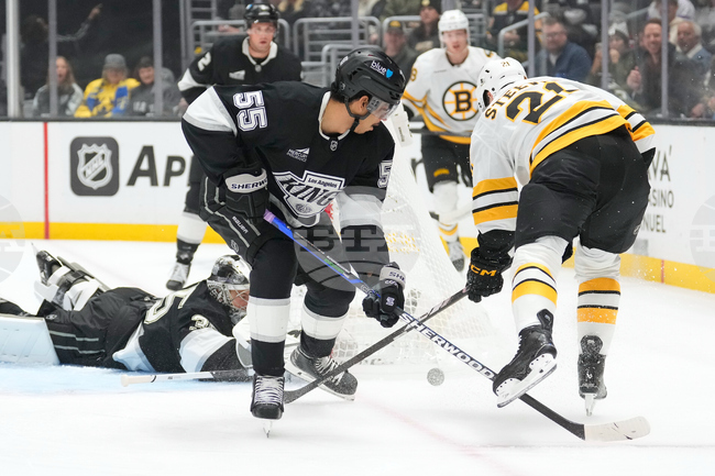 Бостън надделя над Лос Анджелис след продължение в двубой от НХЛ